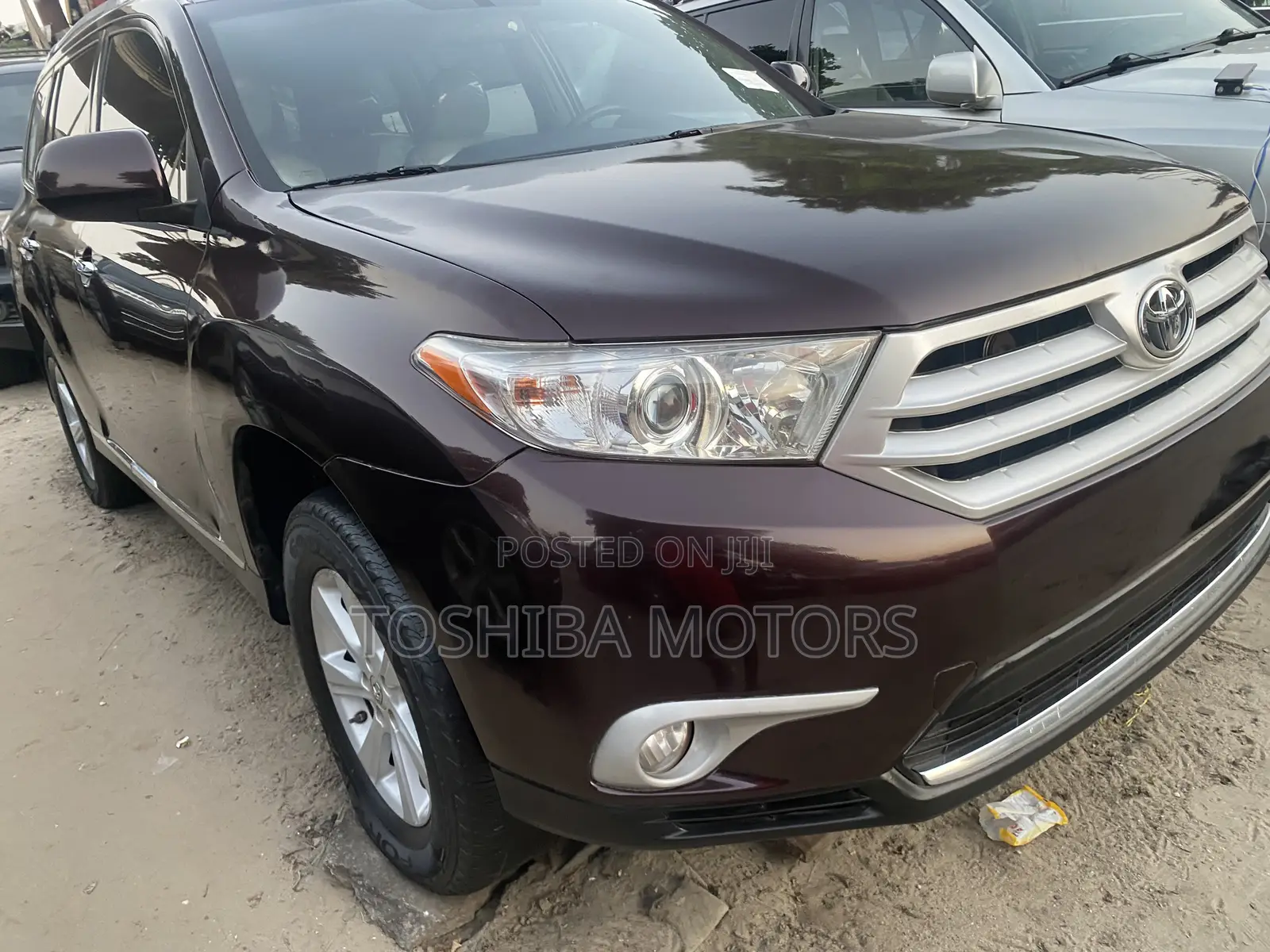Toyota Highlander 3.5L 4WD 2013 Red