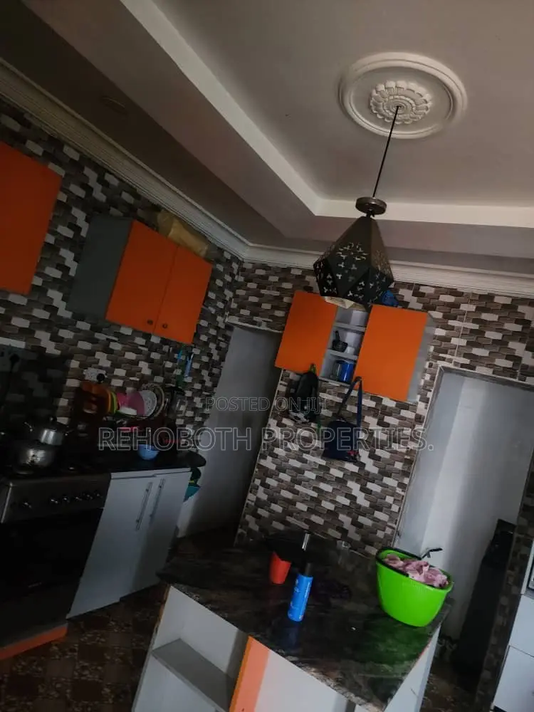 4bdrm Bungalow in Second Avian, Ibadan for sale