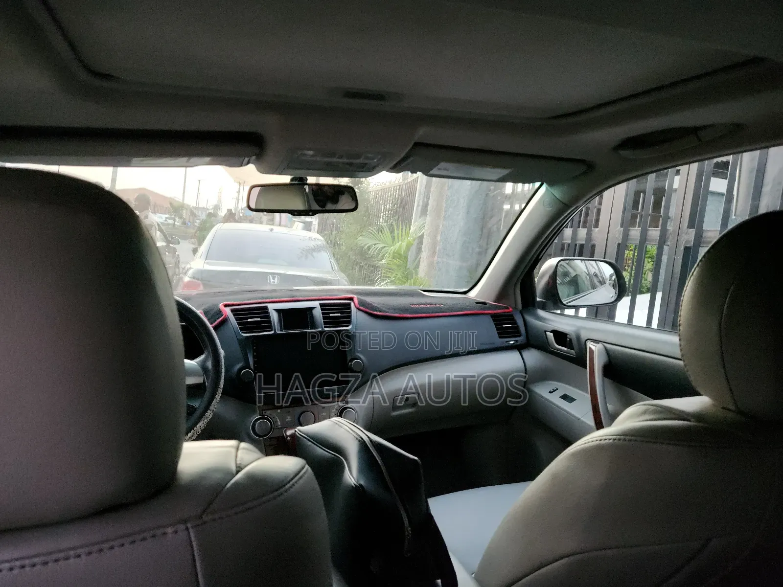 Toyota Highlander Limited 3.5l 4WD 2013 White