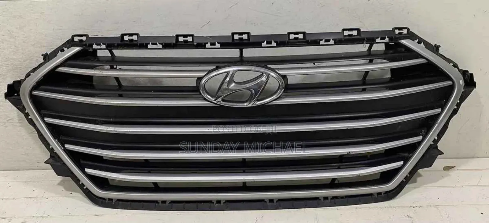 Front Grille Hyundai Elantra 2017