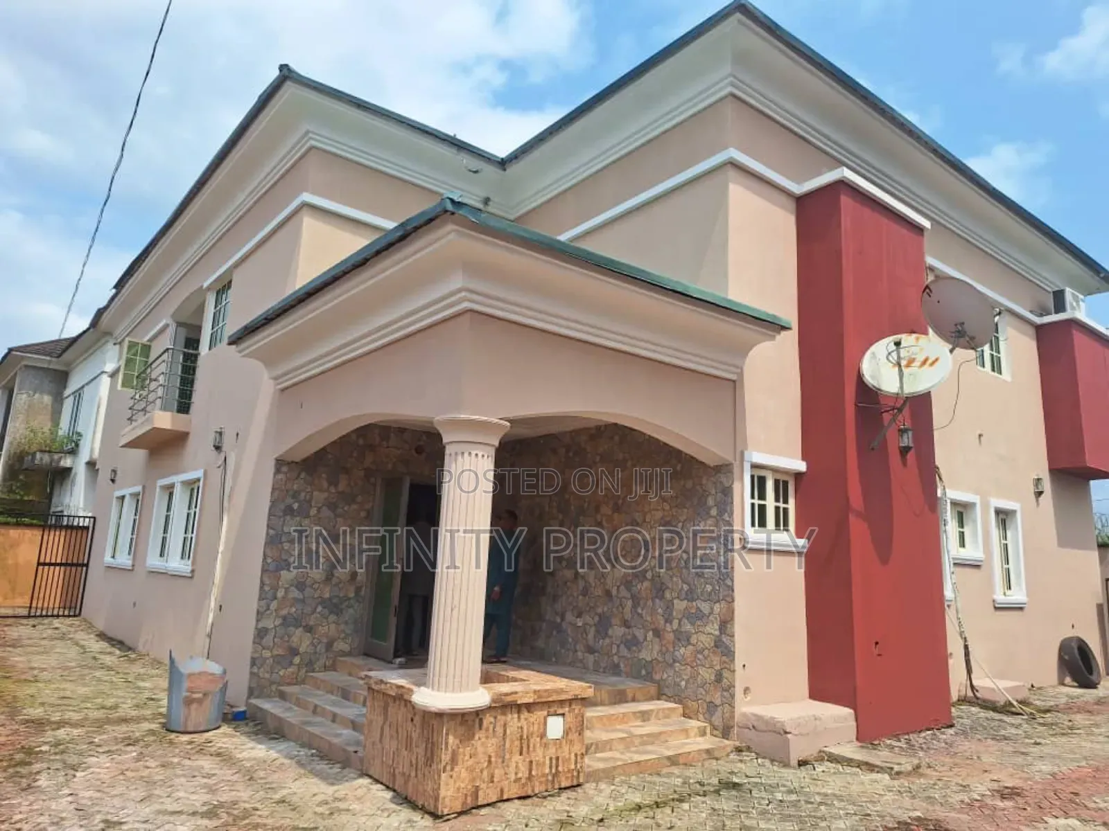 7bdrm Duplex in Mtn Mast Ugbor Gra, Benin City for sale