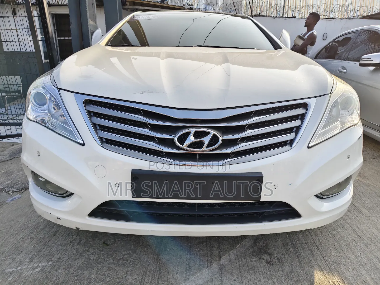 Hyundai Grandeur 2013 White