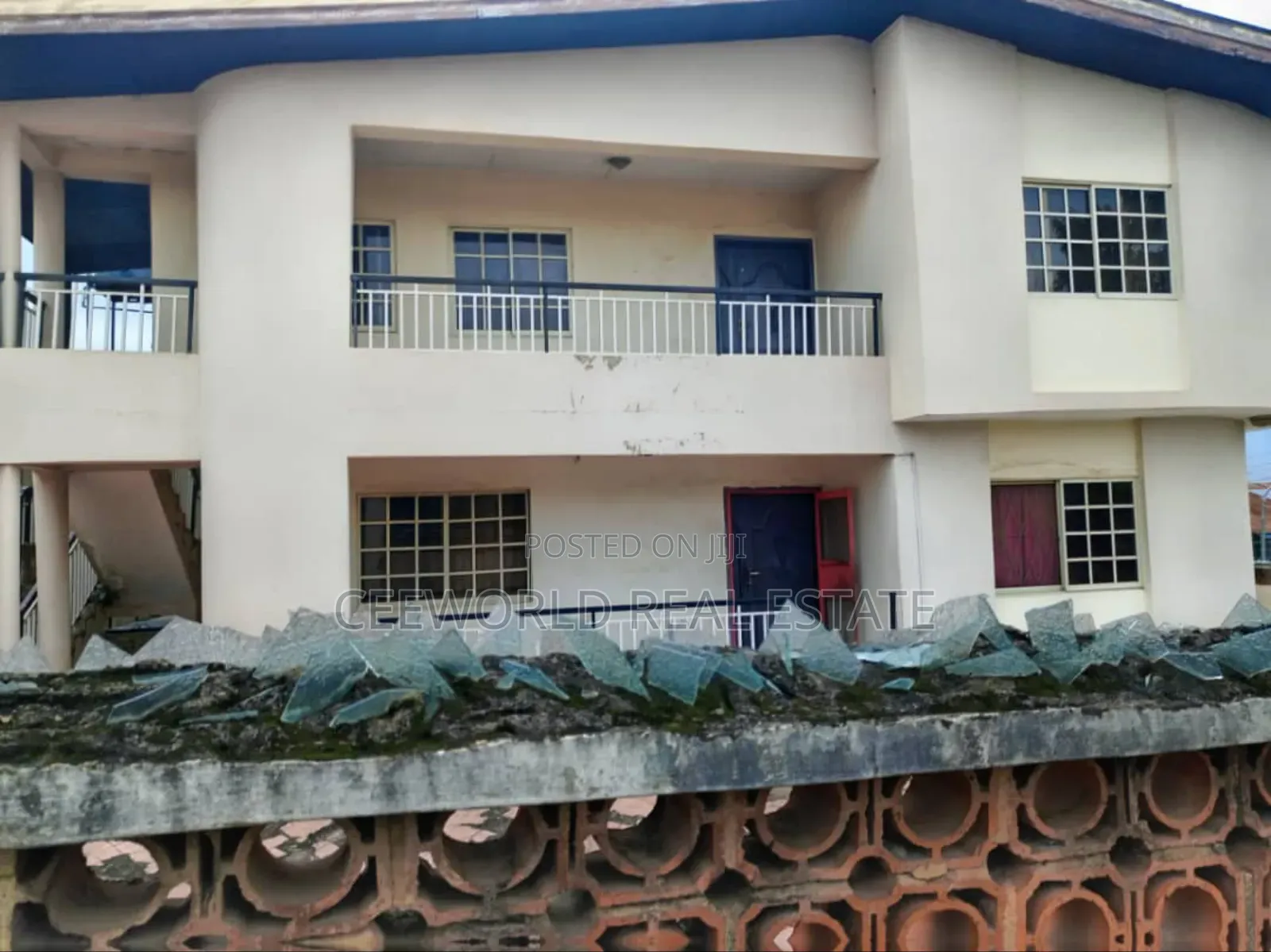 3bdrm Block of Flats in Opp Dove Filling, Akala Express for sale