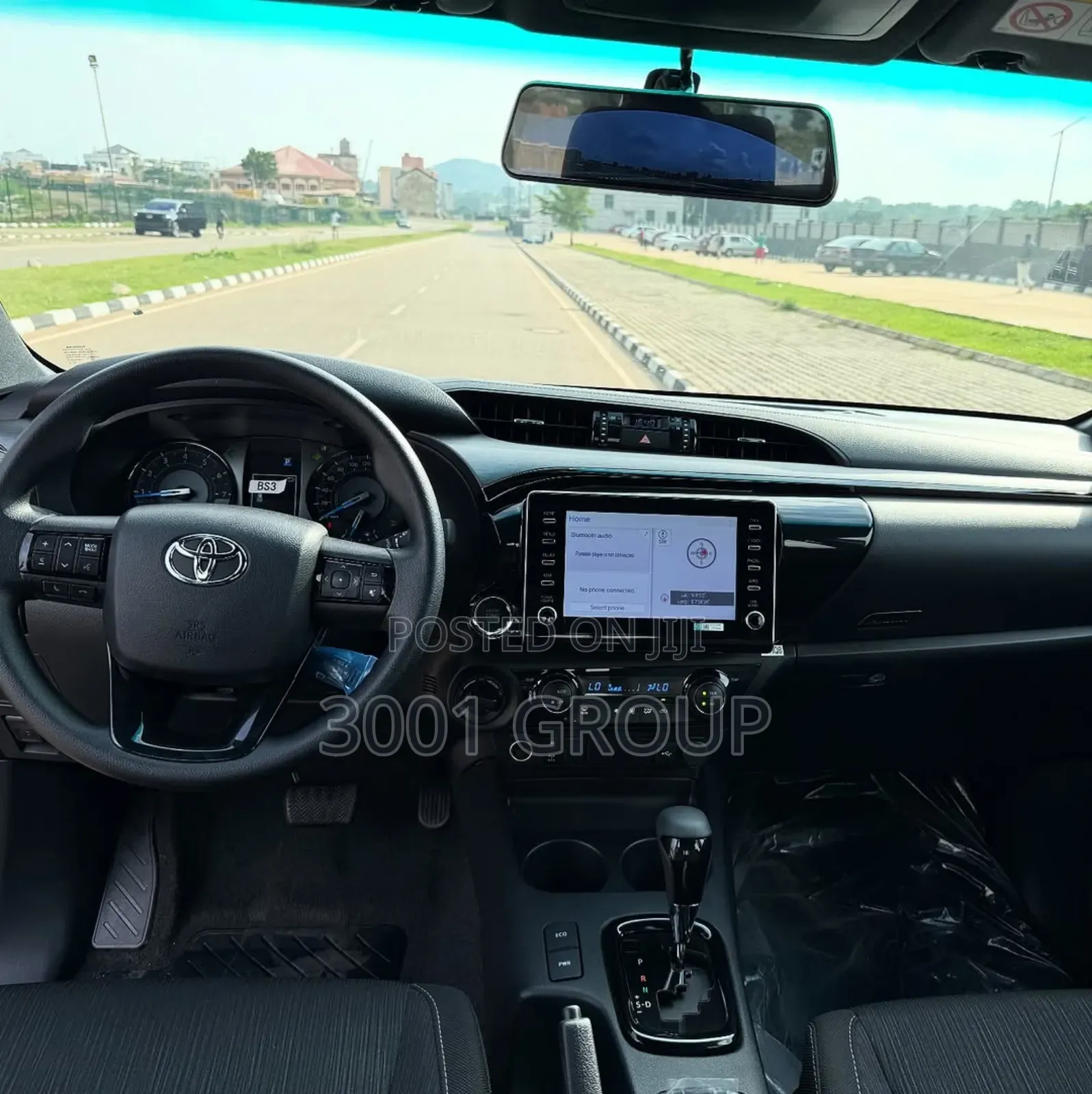 New Toyota Hilux 2025 White