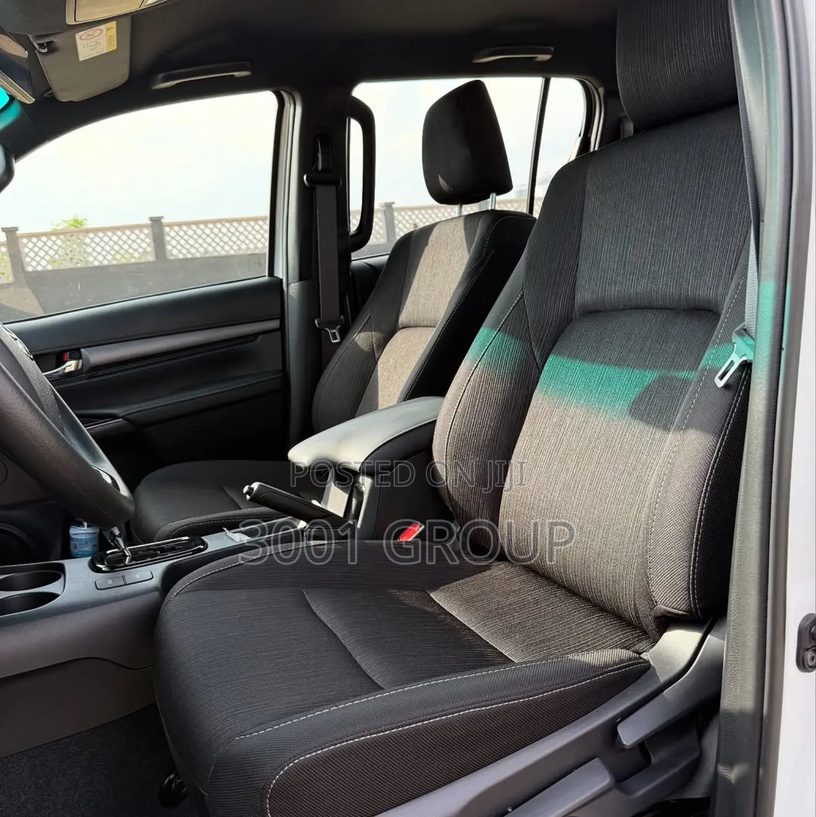 New Toyota Hilux 2025 White