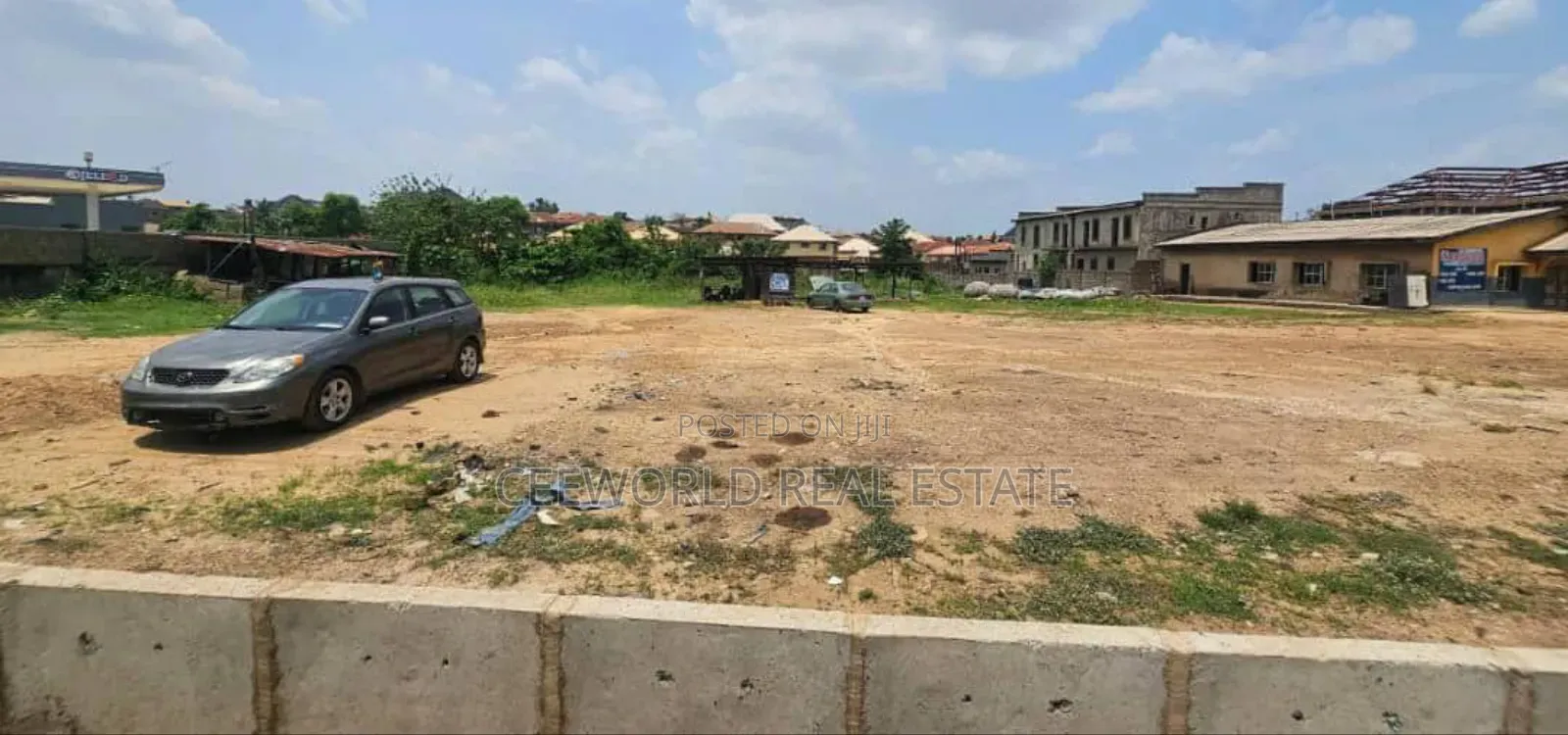 1 Acres of Land on Major Road at Alakia