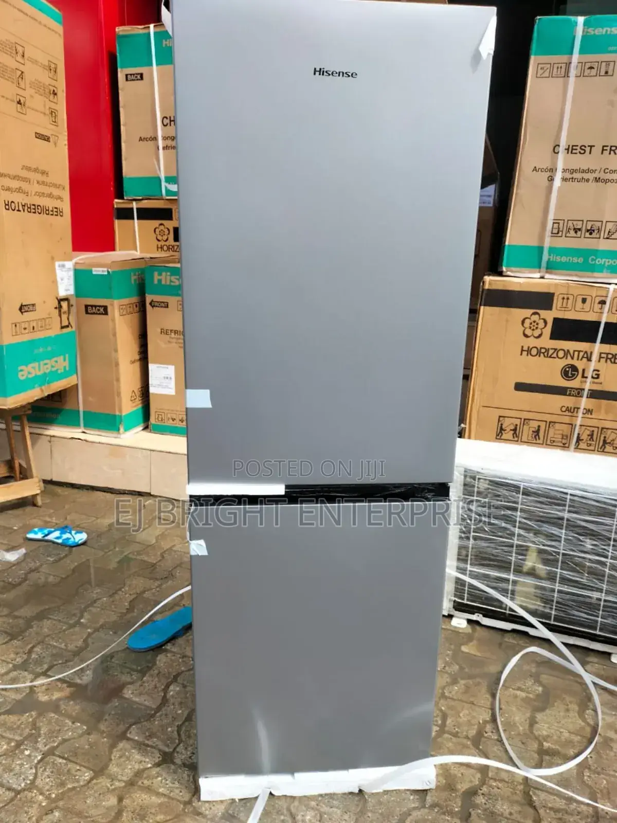 Hisense 225 Liters Bottom Mounted Double Door Refrigerator