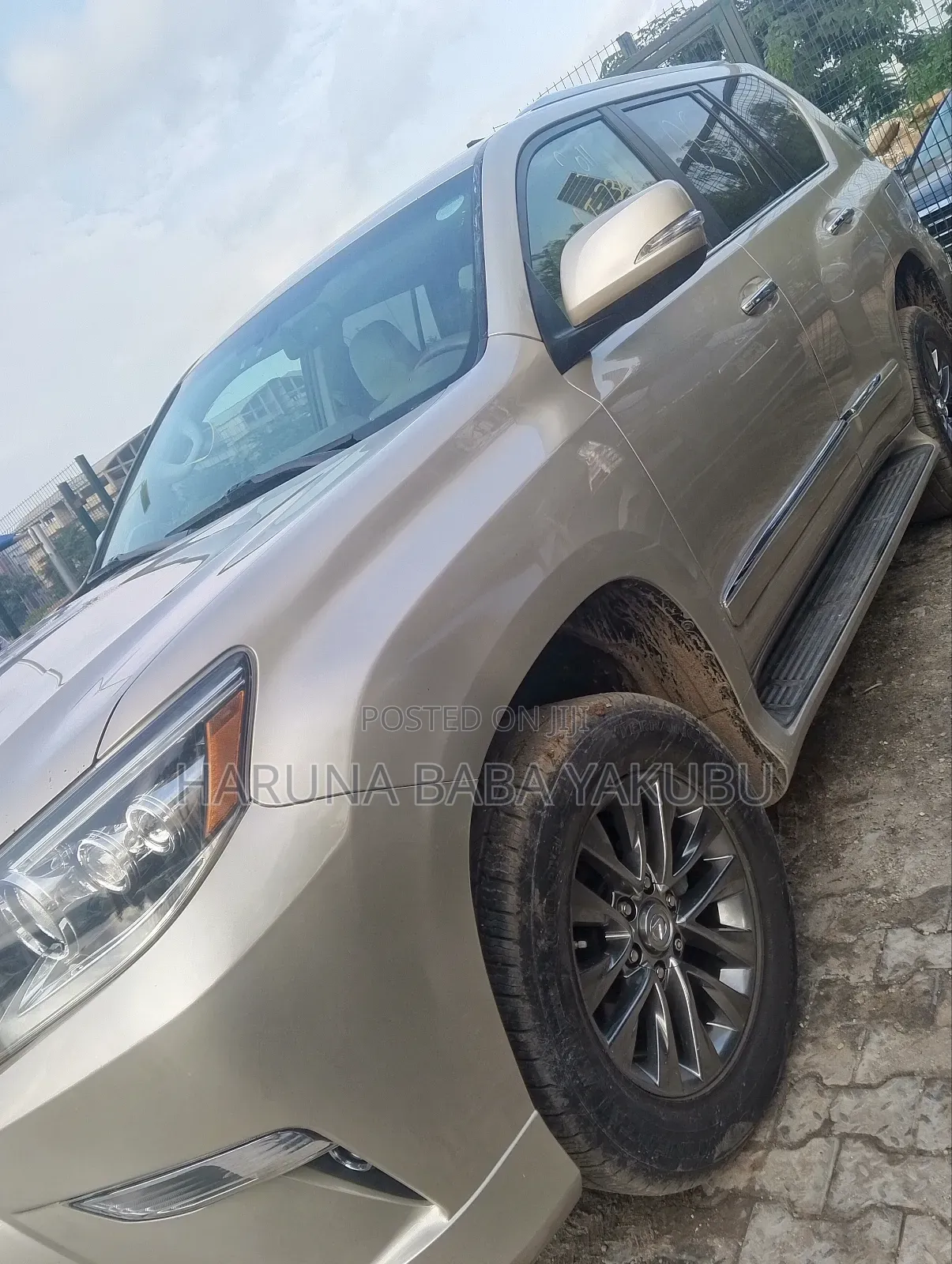 Lexus GX 460 Base 2015 Gold