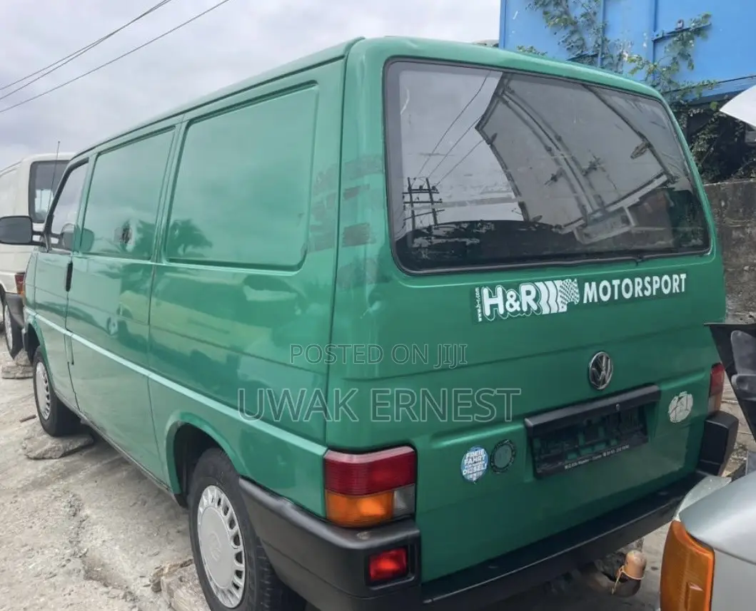 Volkswagen Transporter 1999 Green