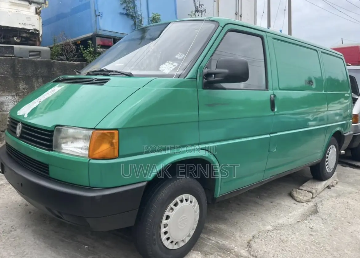 Volkswagen Transporter 1999 Green