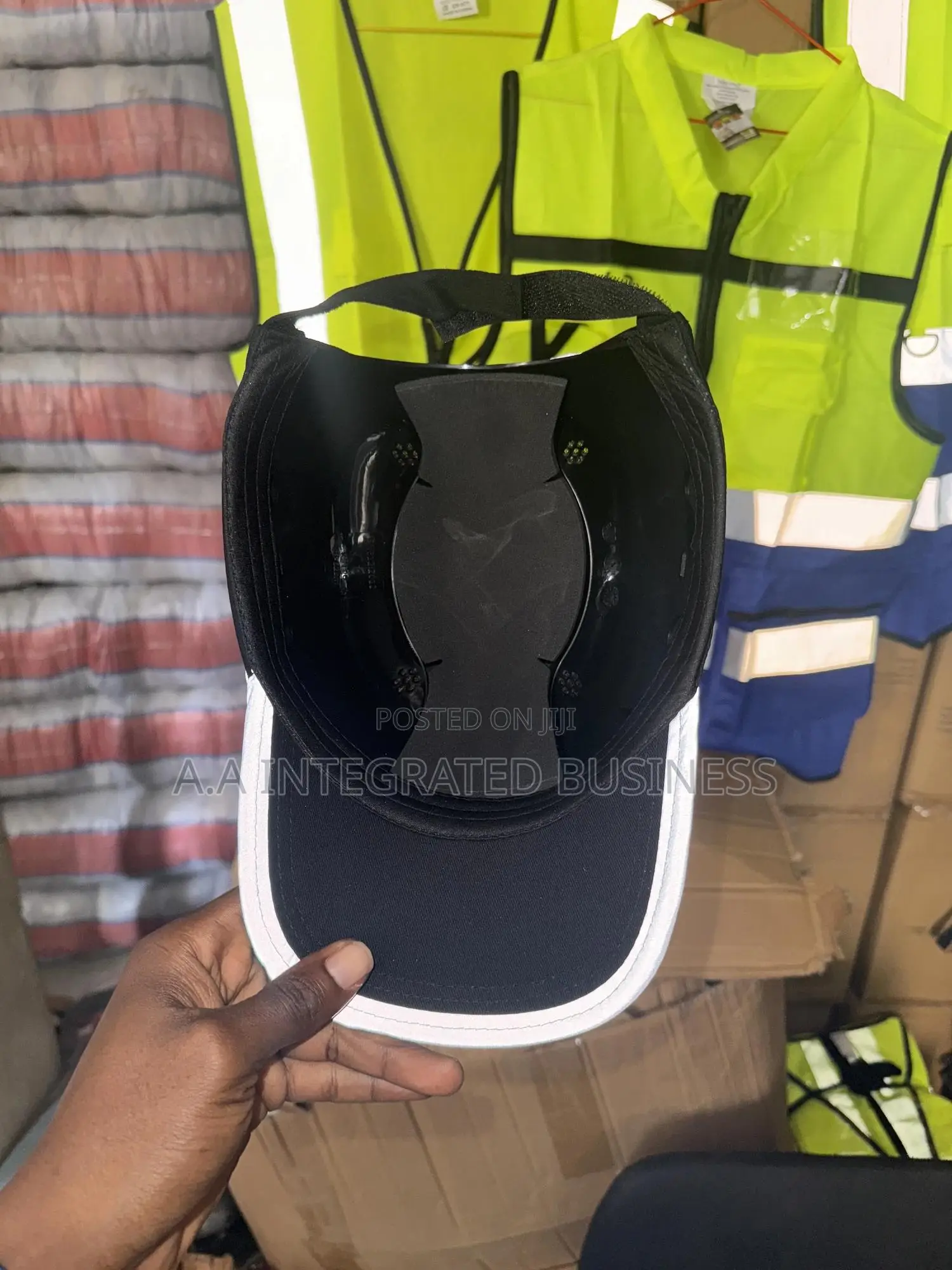 Black Safety Cap With Reflector