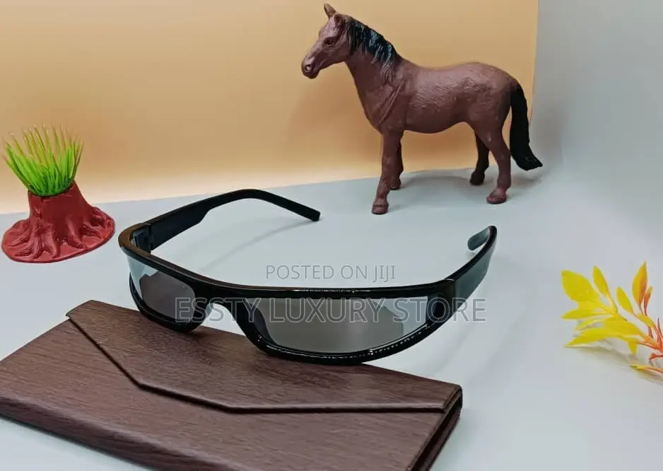 Prada Quality Luxury Men Sunglasses