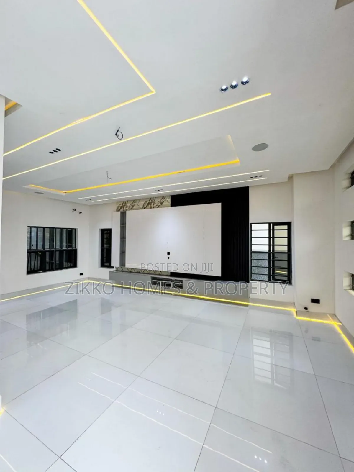 5bdrm Duplex in Ajah for sale