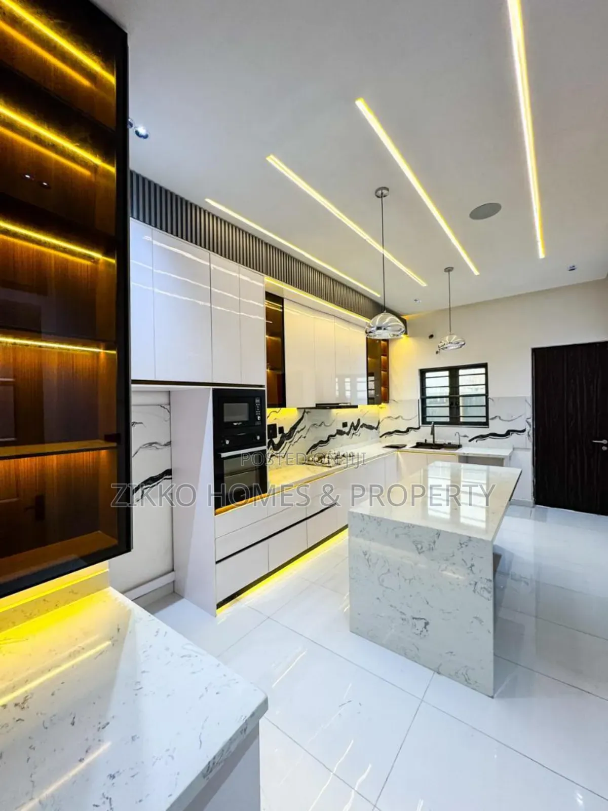 5bdrm Duplex in Ajah for sale