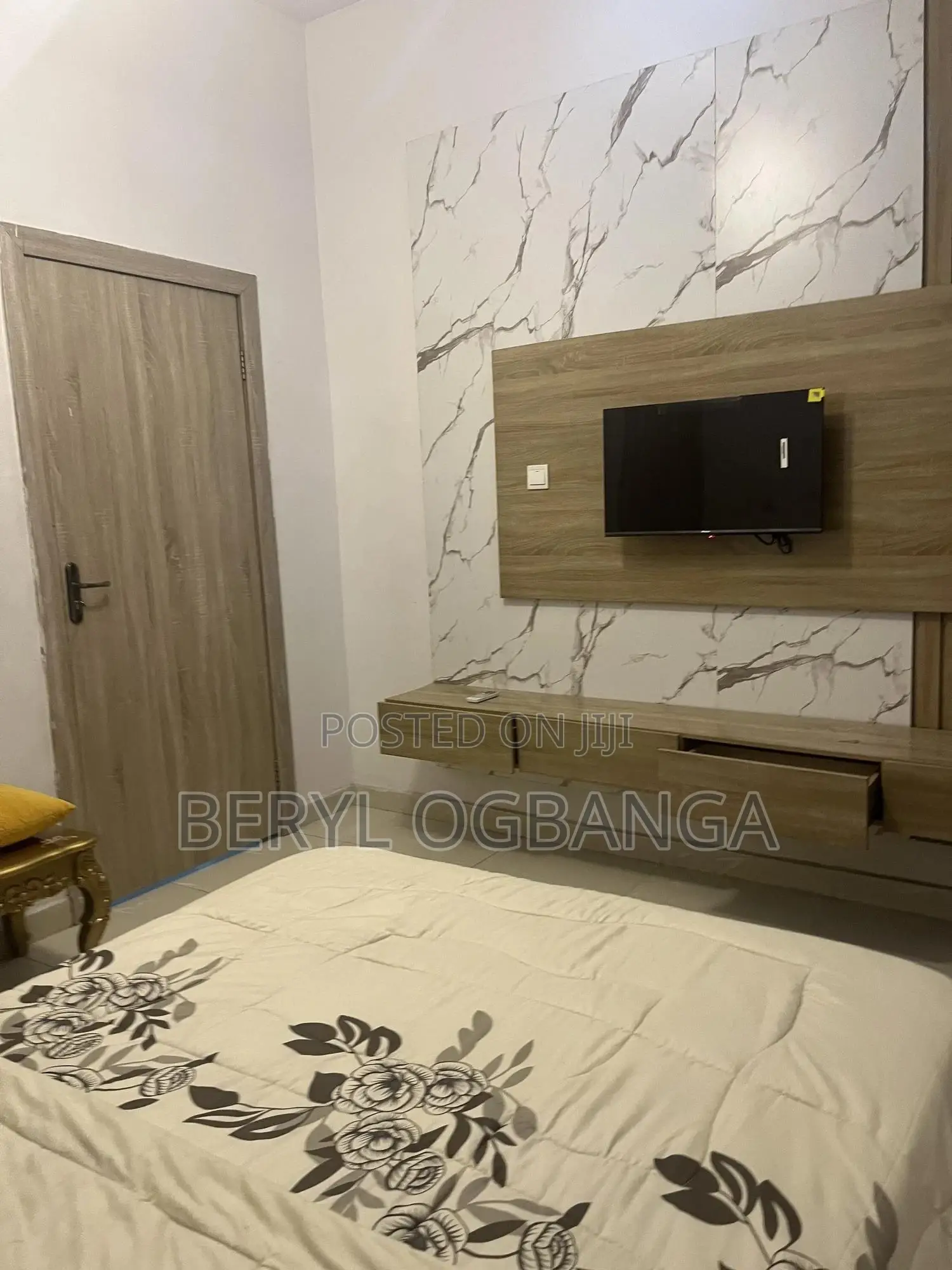 Daily Room Per Day With 24hrs Light and Wifi