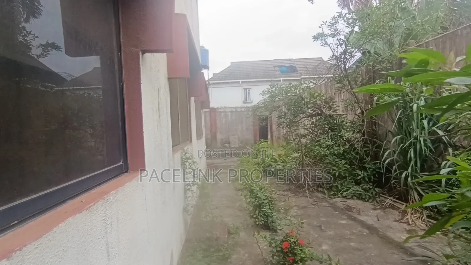3bdrm Block of Flats in Egbeda for sale