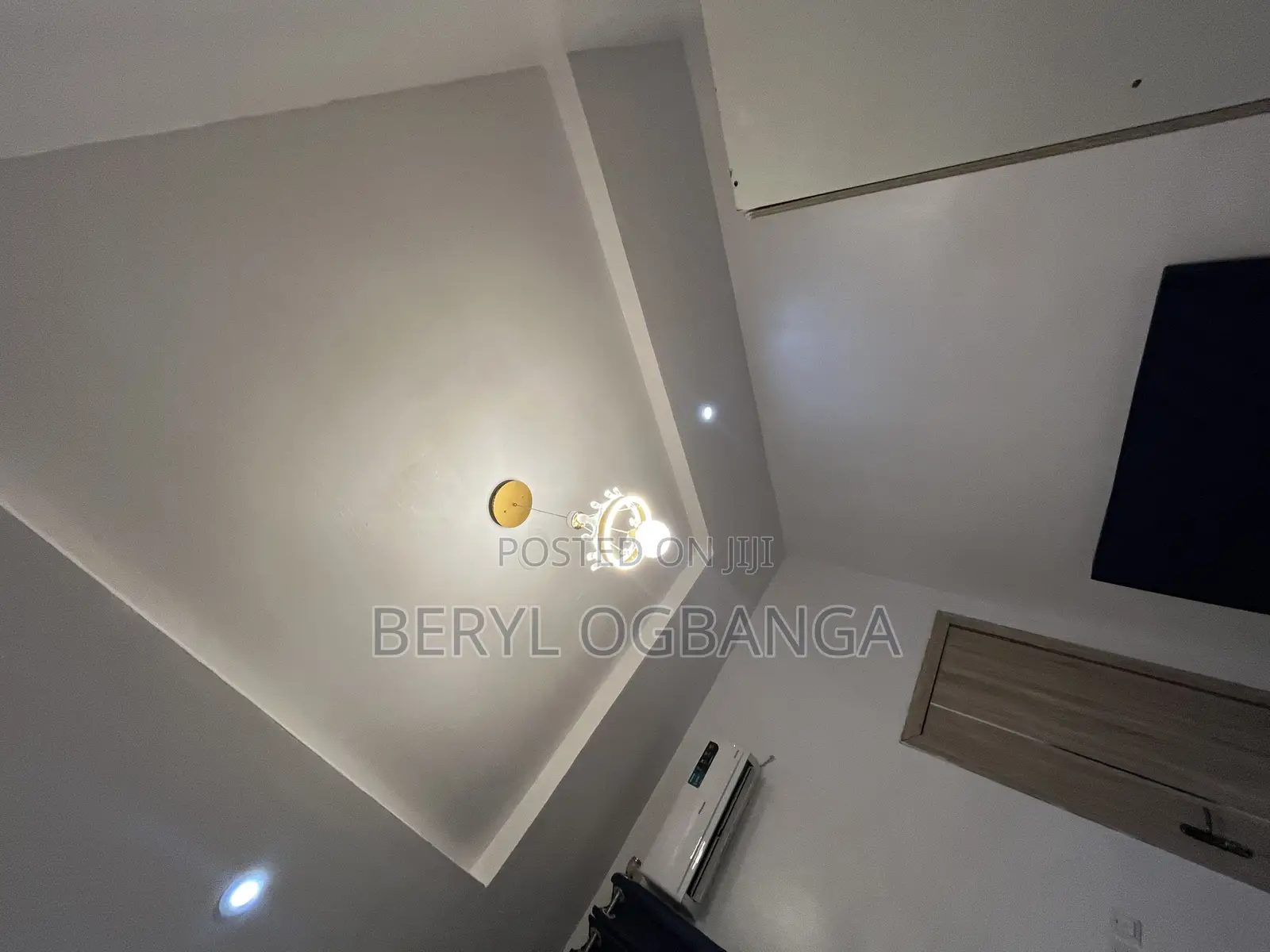 Daily Luxury Room Available With Pool,Gym,Wifi