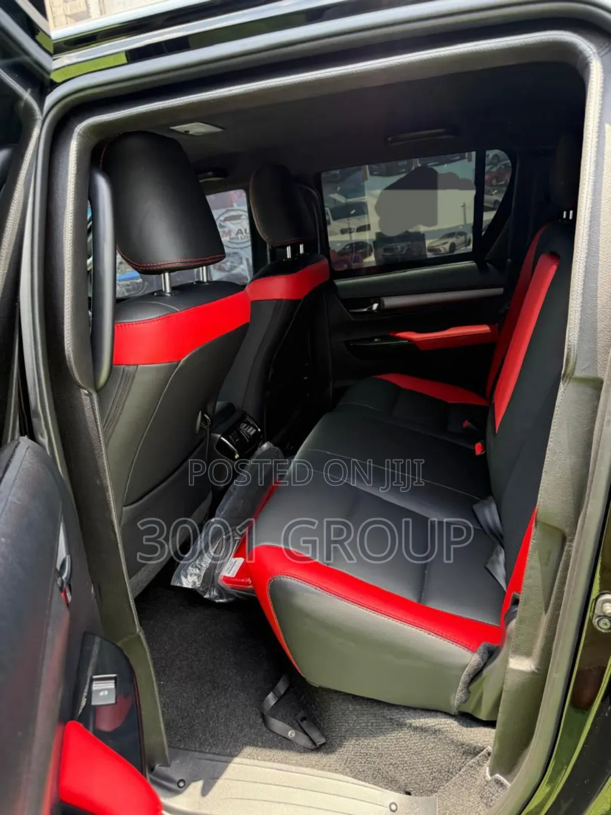 New Toyota Hilux 2025 Black