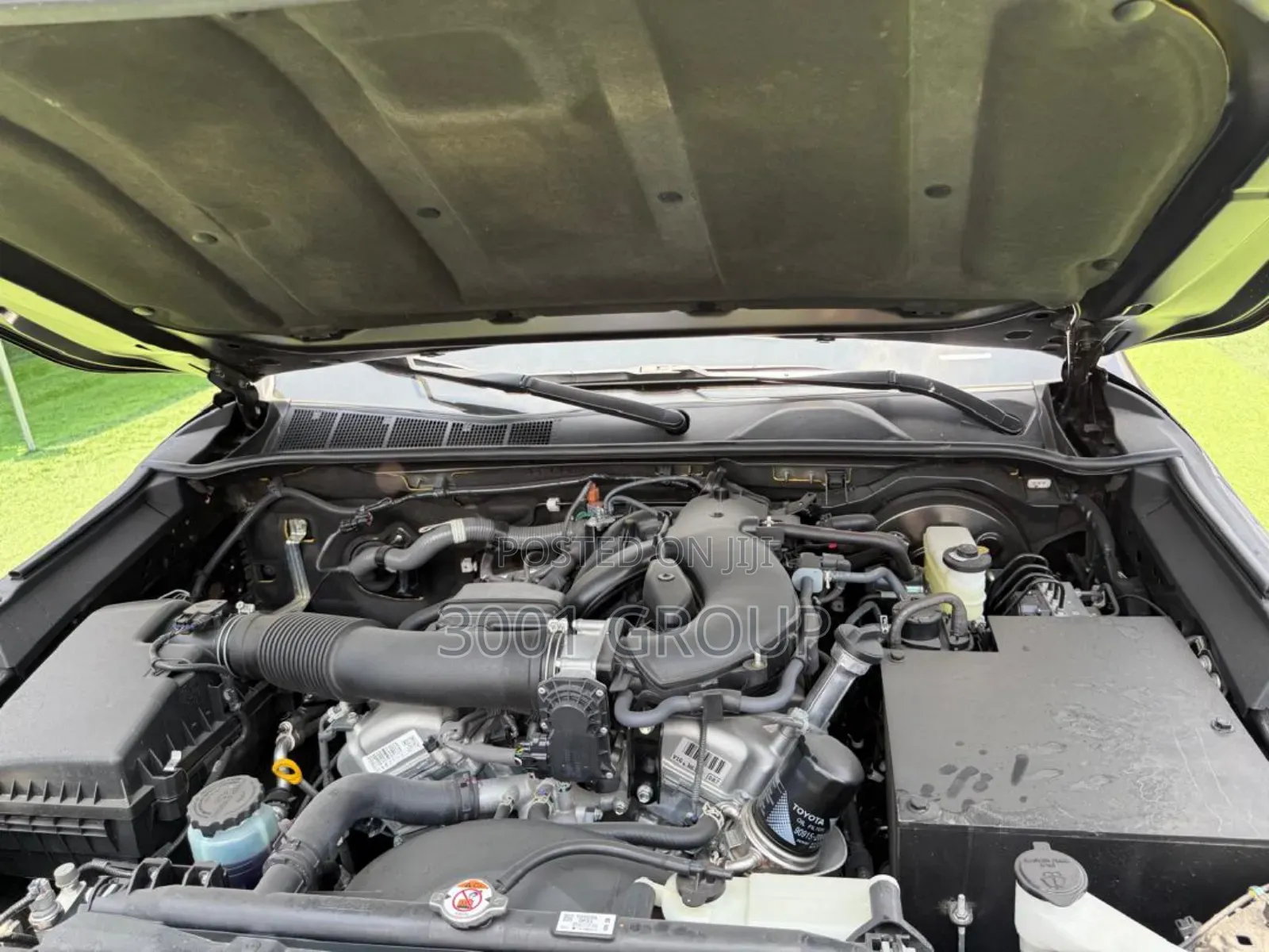 New Toyota Hilux 2025 Black