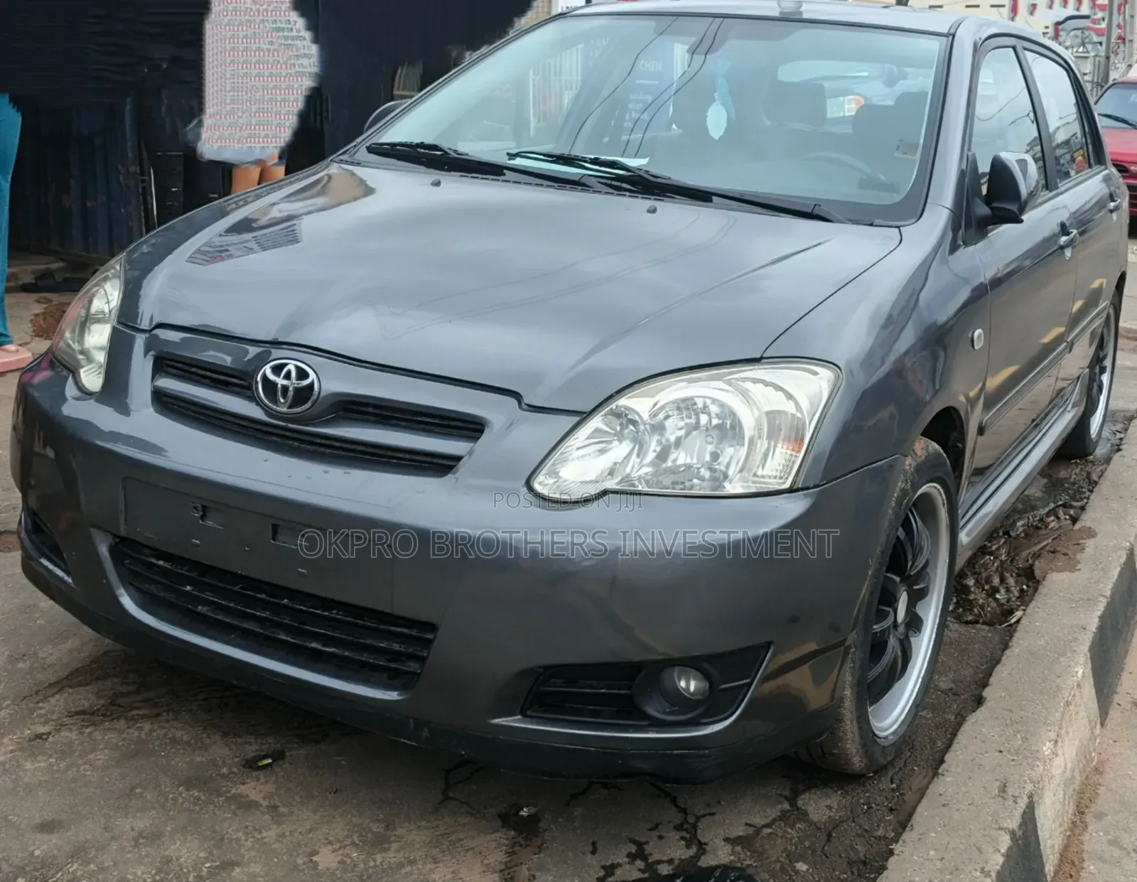 Toyota Corolla Liftback 2005 Gray