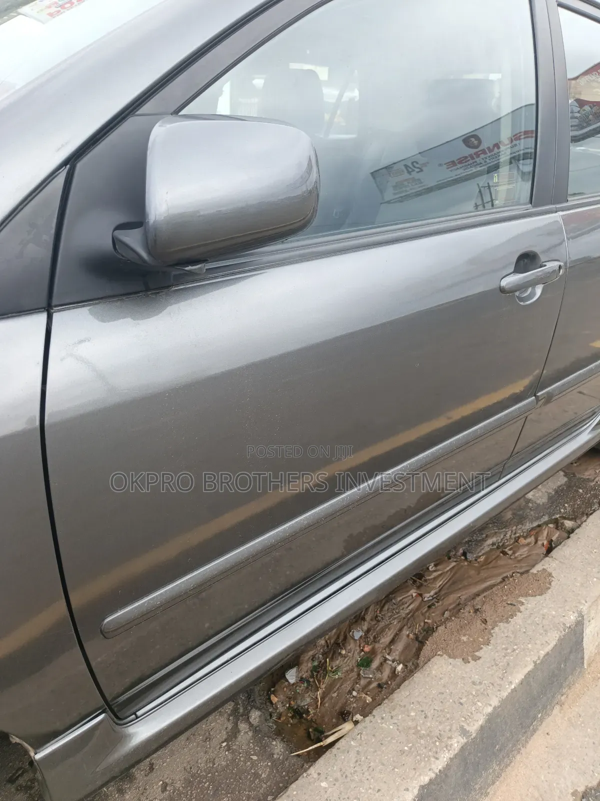 Toyota Corolla Liftback 2005 Gray