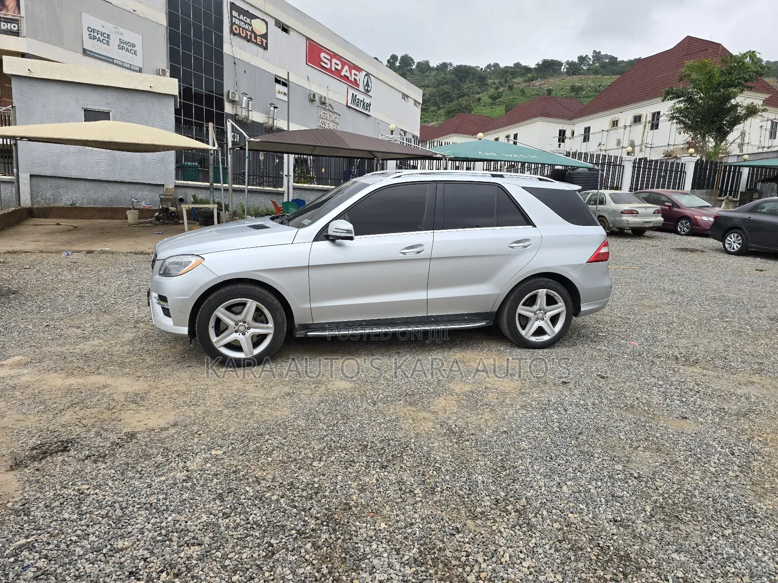 Mercedes-Benz M Class ML550 4MATIC 4dr SUV AWD (4.7L 8cyl Turbo 7A)