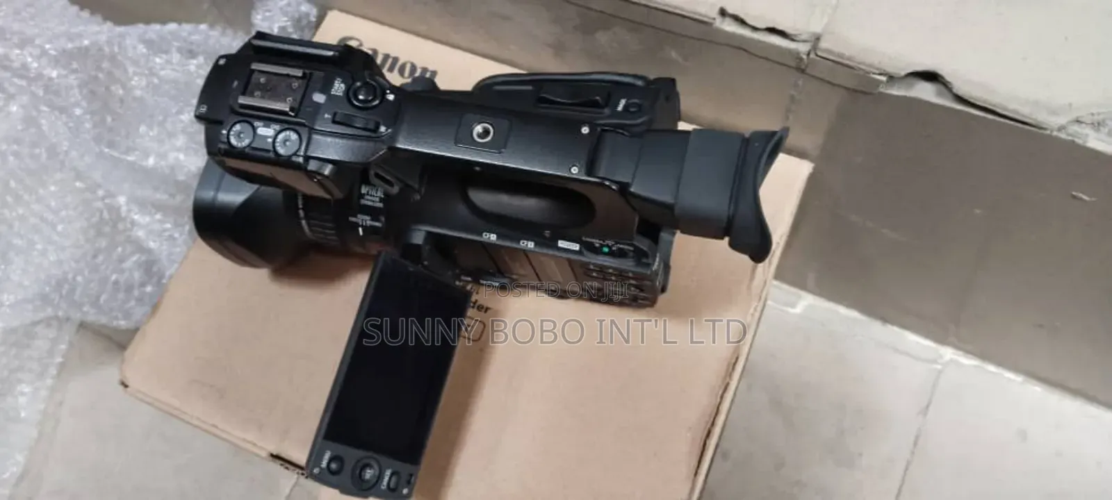 Canon Xf105