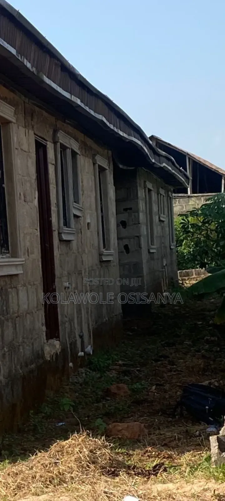 2bdrm Bungalow in Ado-Odo/Ota for sale
