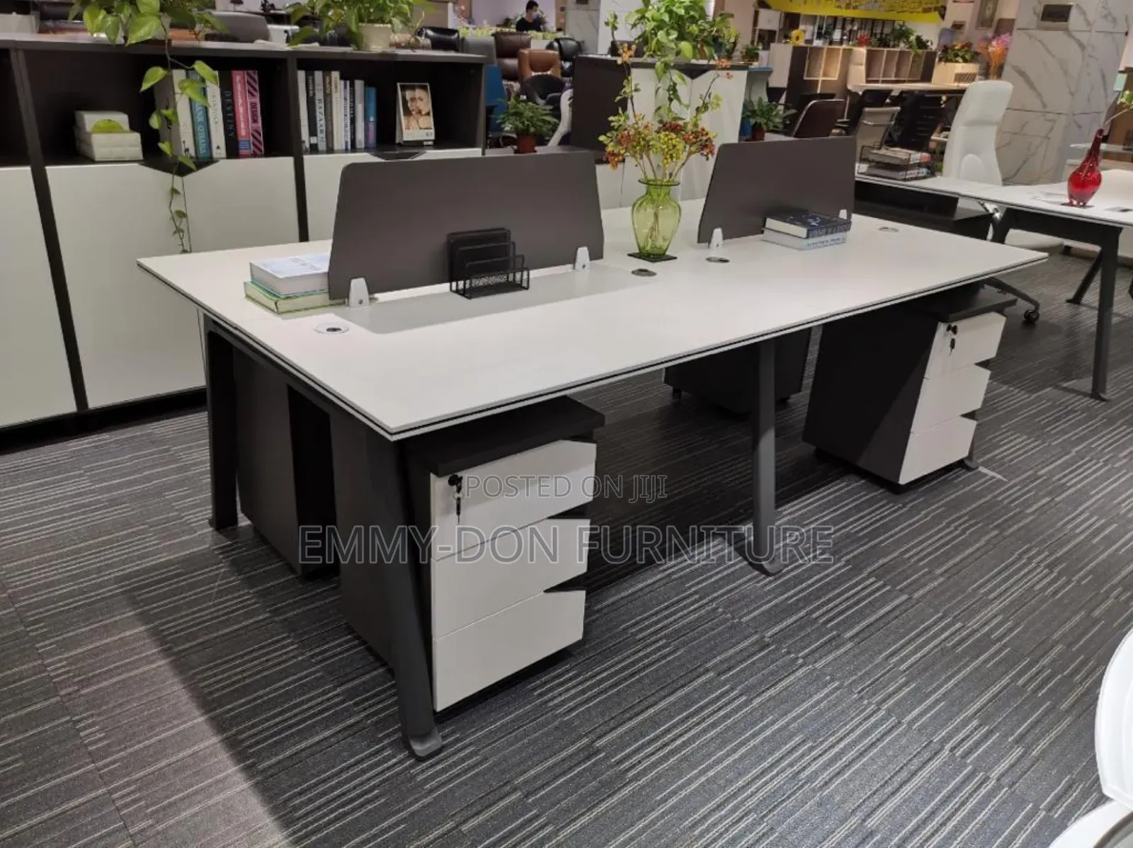 High Quality Iron Leg 4man Workstation