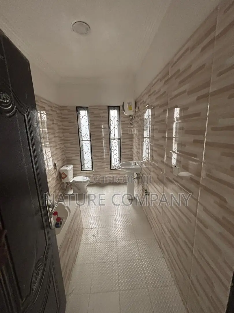 4bdrm Duplex in Ikate for rent