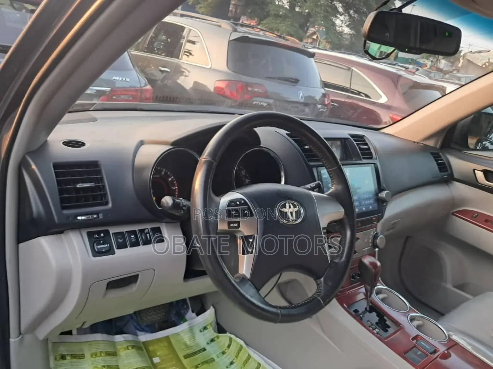 Toyota Highlander Limited 2012 Gray