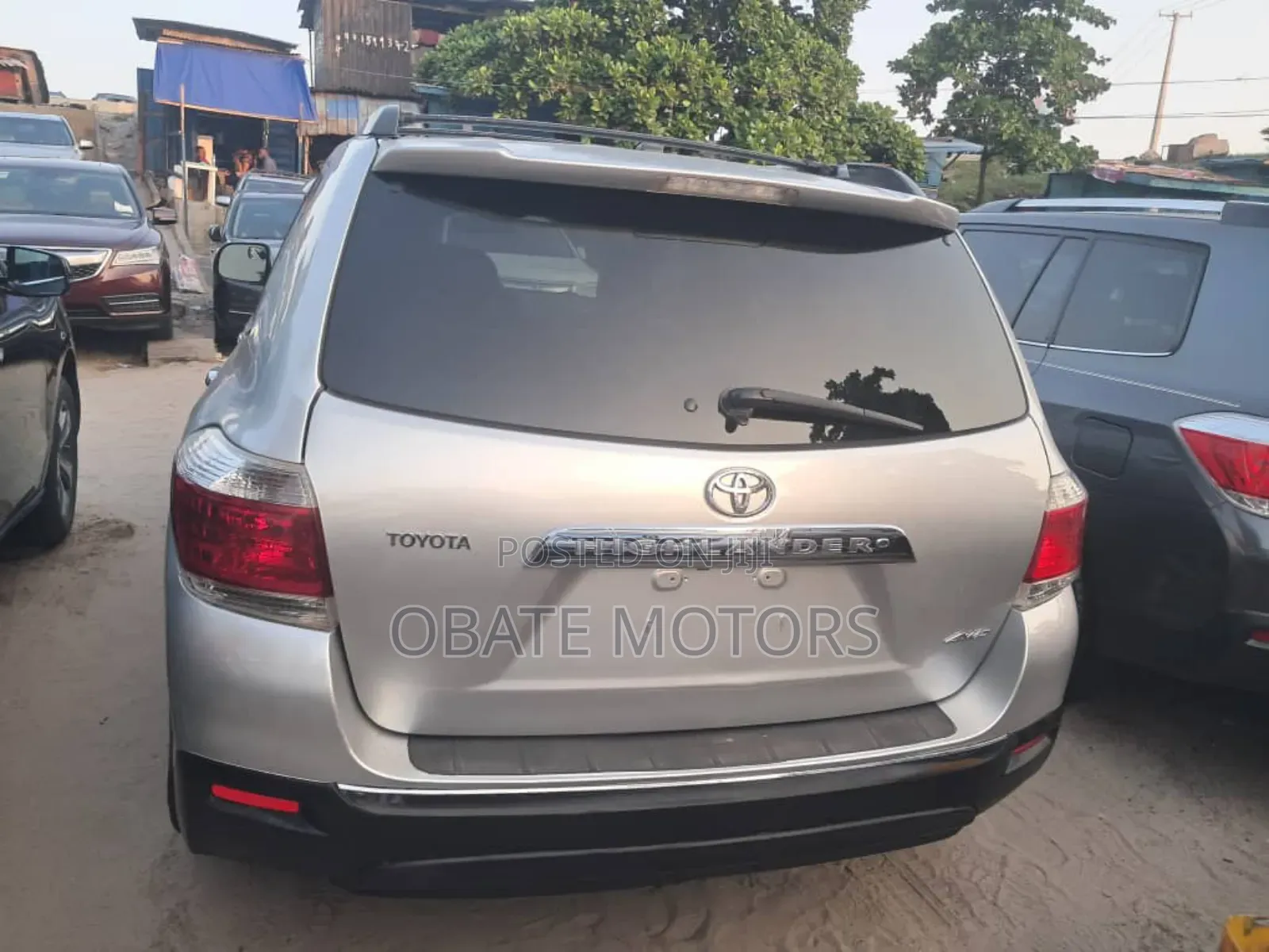 Toyota Highlander Limited 3.5L 2WD 2013 Silver