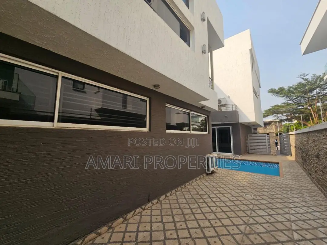 5bdrm Duplex in Banana Island for rent