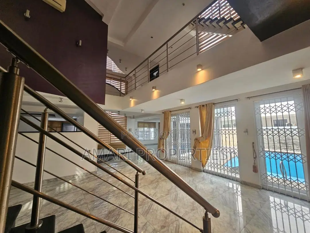 5bdrm Duplex in Banana Island for rent