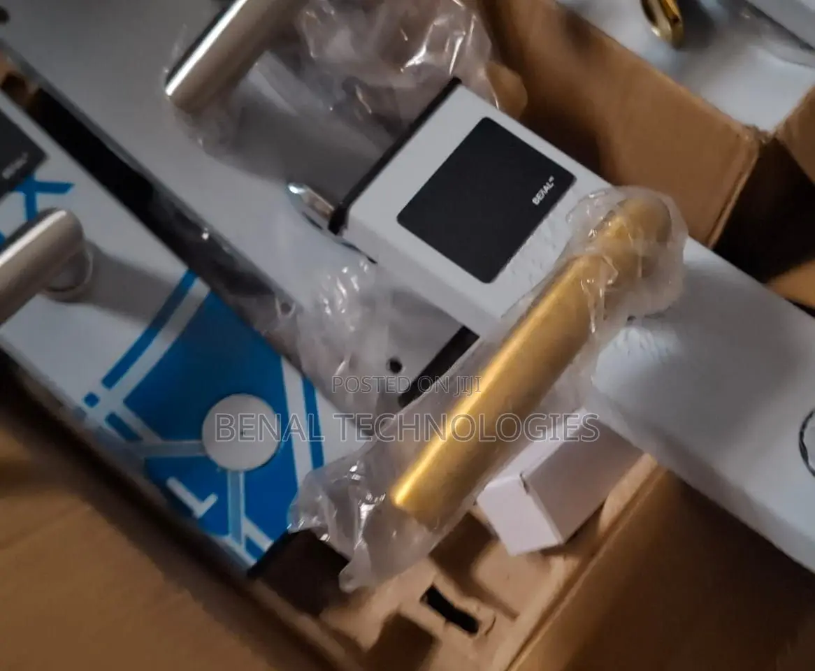 High-End Card Lock System With Seamlessly Elegant Software