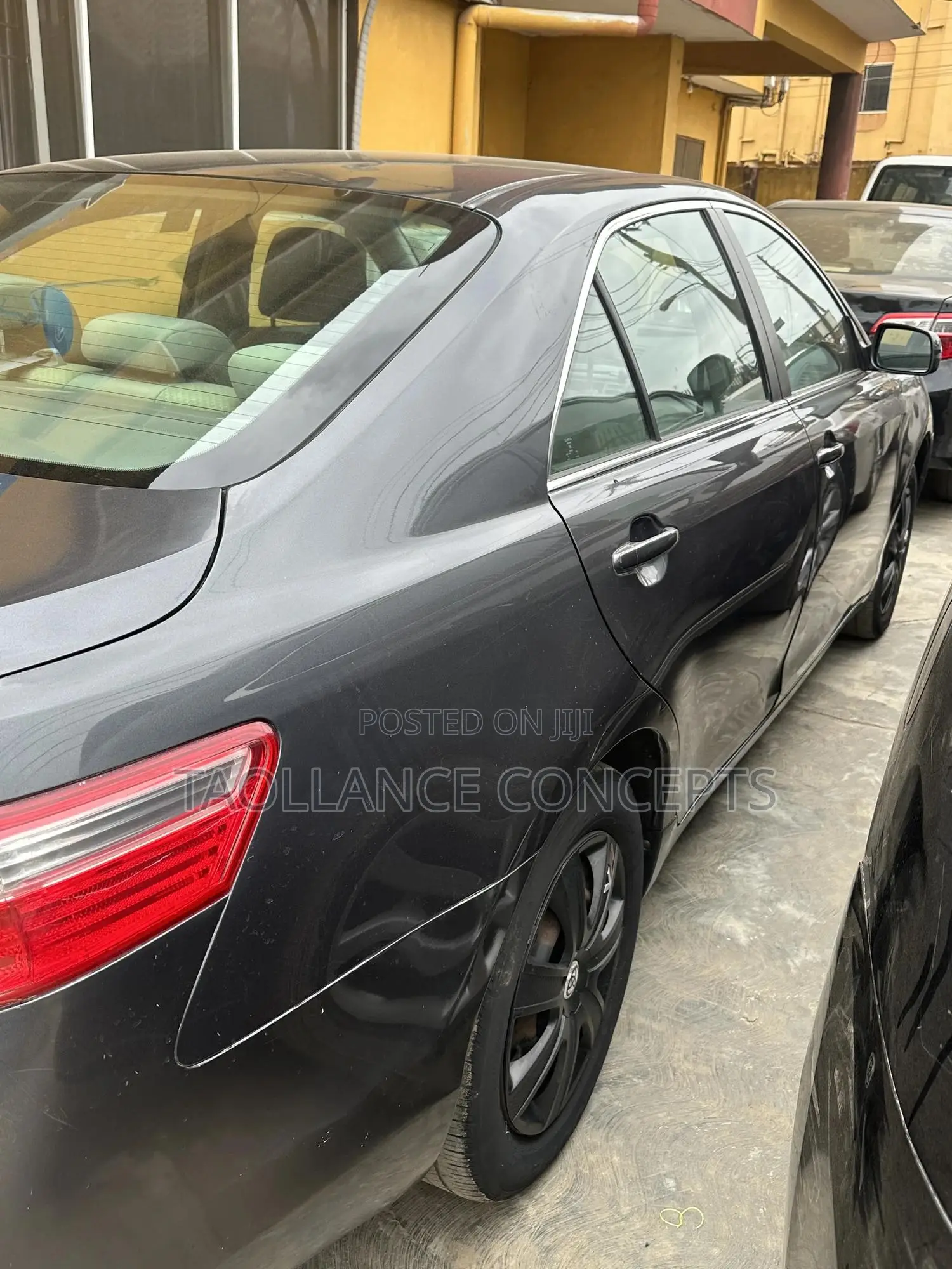Toyota Camry LE 4dr Sedan (2.4L 4cyl 5A) 2009 Gray