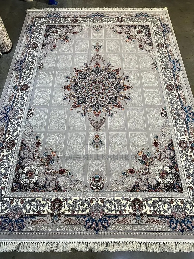 Cinnamon Center Rugs