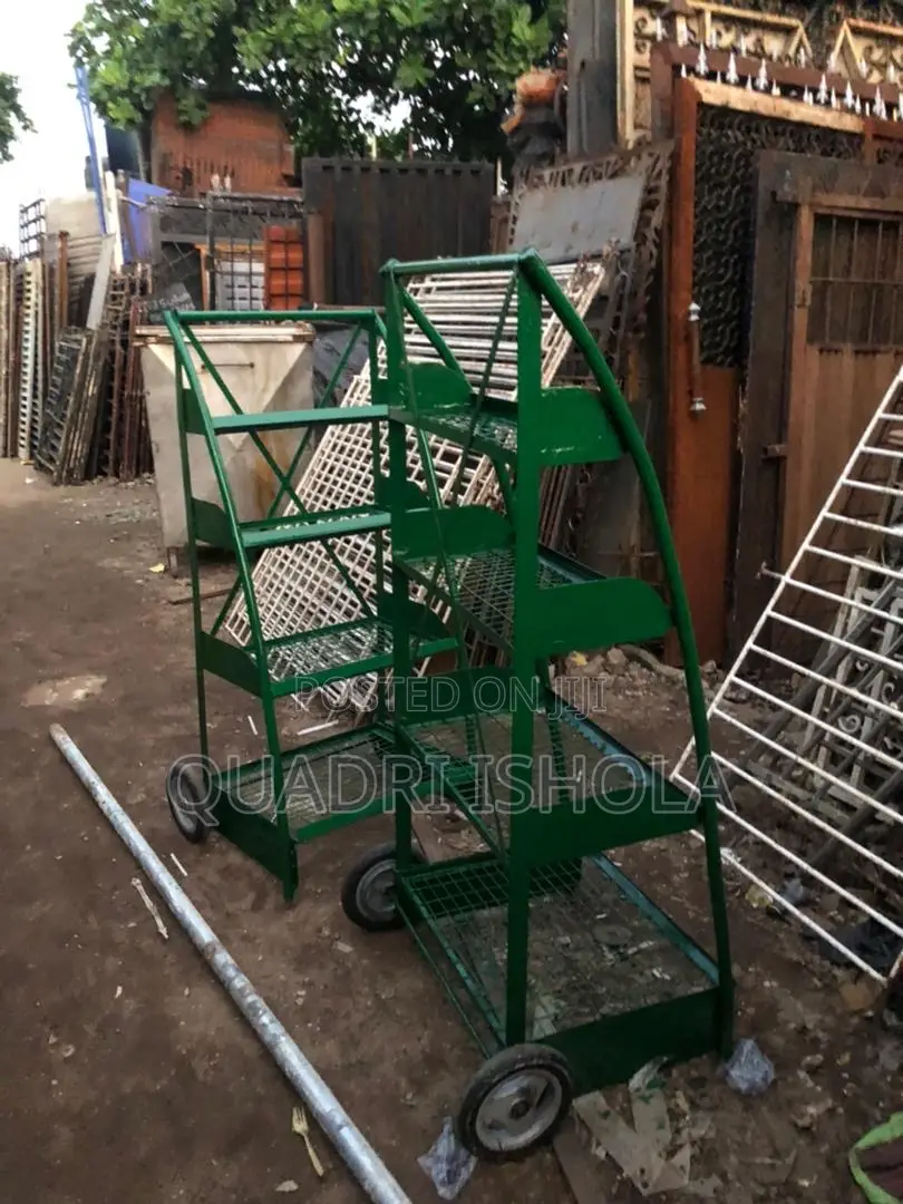 4step Oil Stand With Tyre
