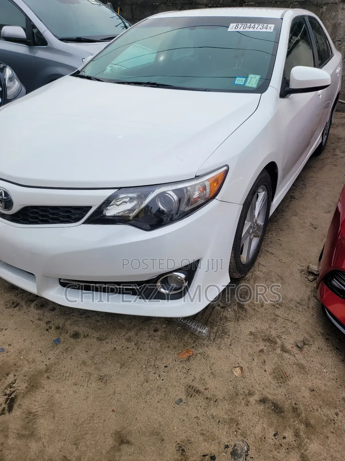 Toyota Camry SE 4dr Sedan (2.5L 4cyl 6A) 2012 White