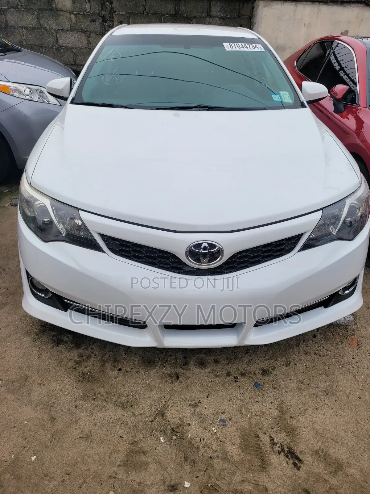 Toyota Camry SE 4dr Sedan (2.5L 4cyl 6A) 2012 White