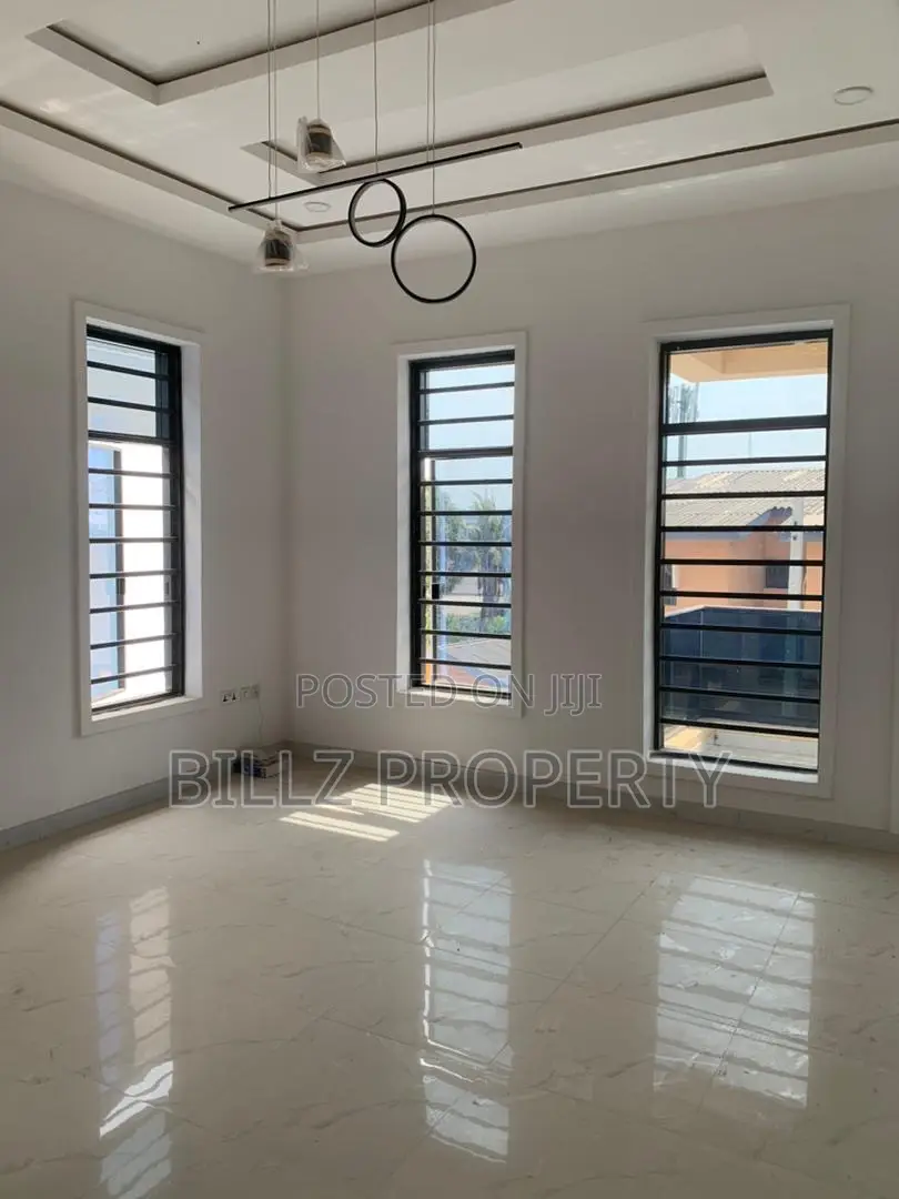 Furnished 3bdrm Apartment in Magodo Phase 1, Berger for sale
