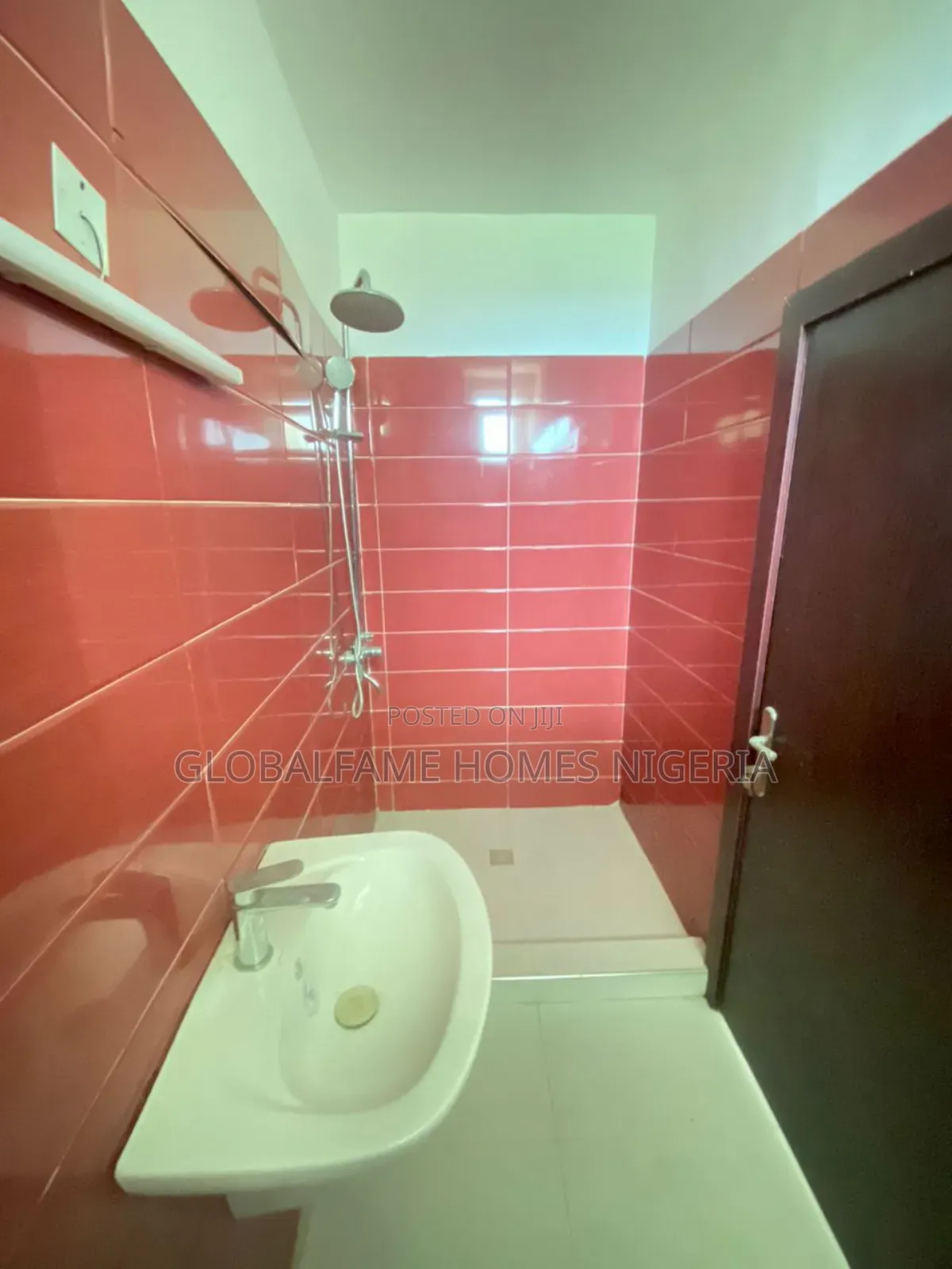 3bdrm Block of Flats in Grenadine Estate, Abijo for rent