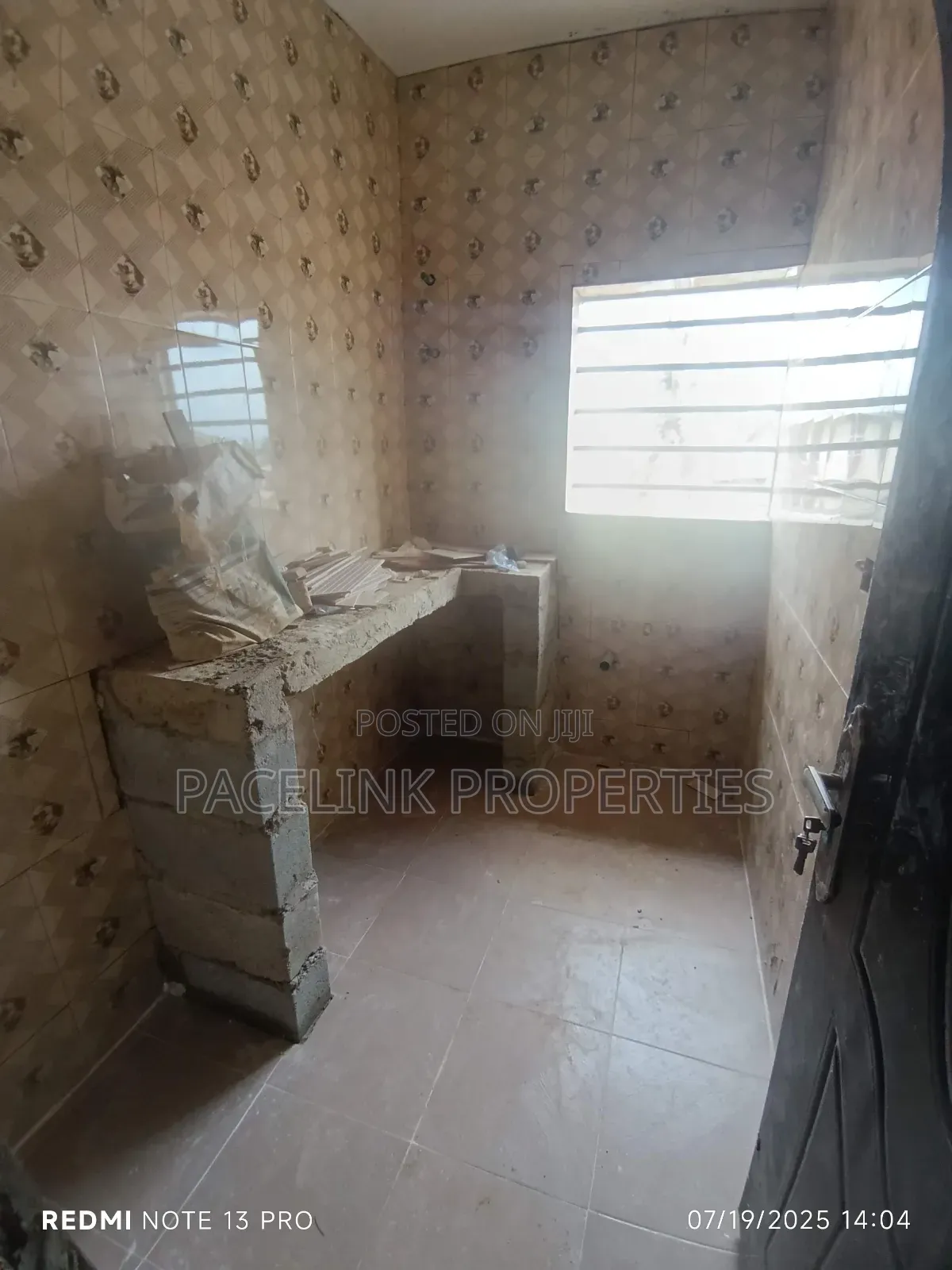 2bdrm Apartment in Meiran for rent