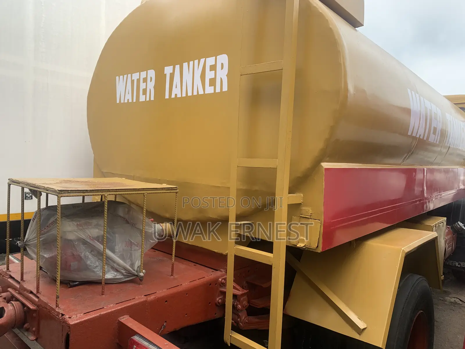 Very Clean Mercedes Benz Water Tanker