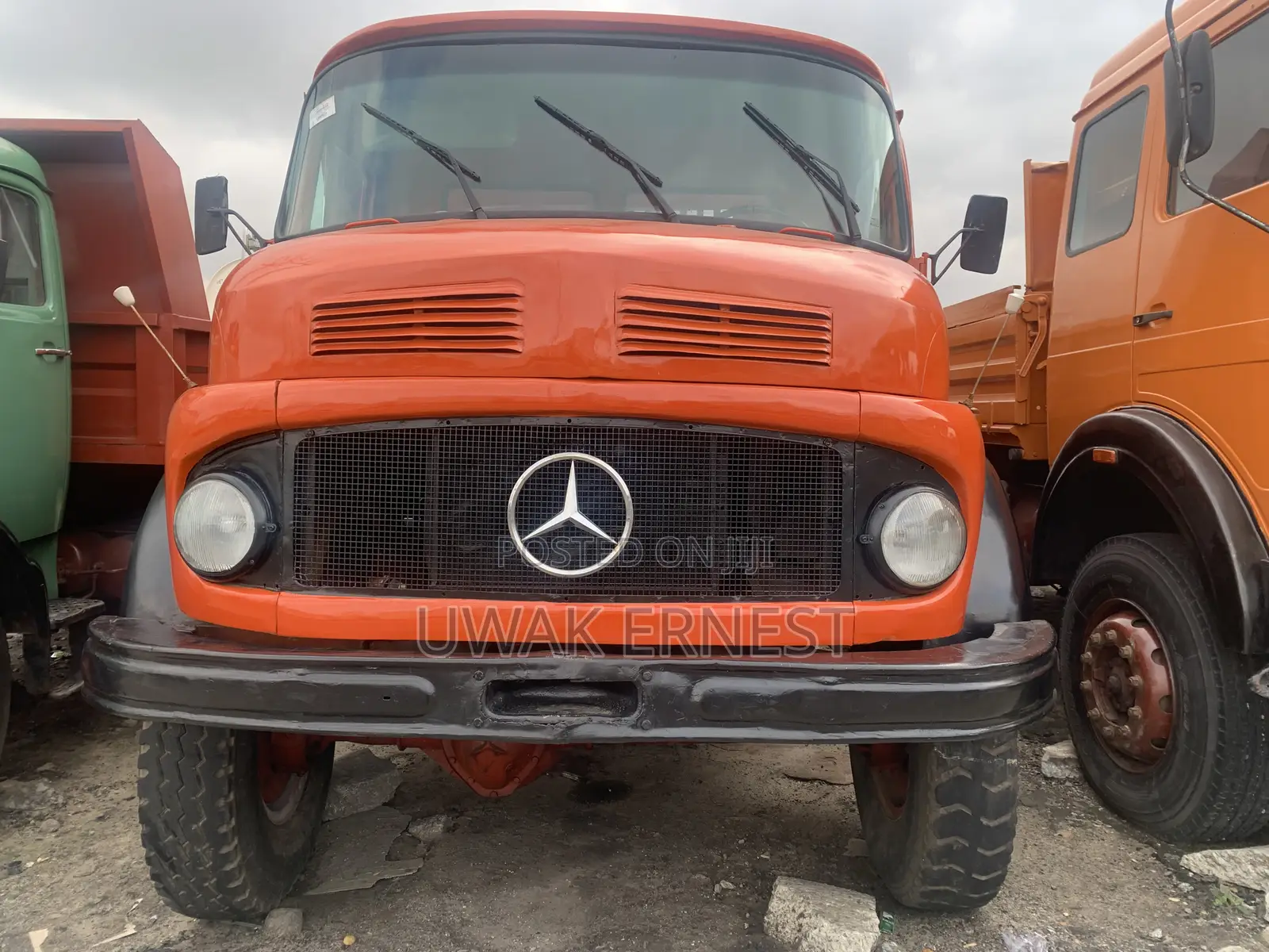 Super Clean Mercedes Benz Tipper Truck