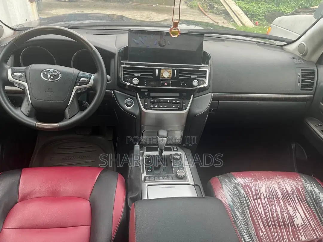 Toyota Land Cruiser 2023 Black