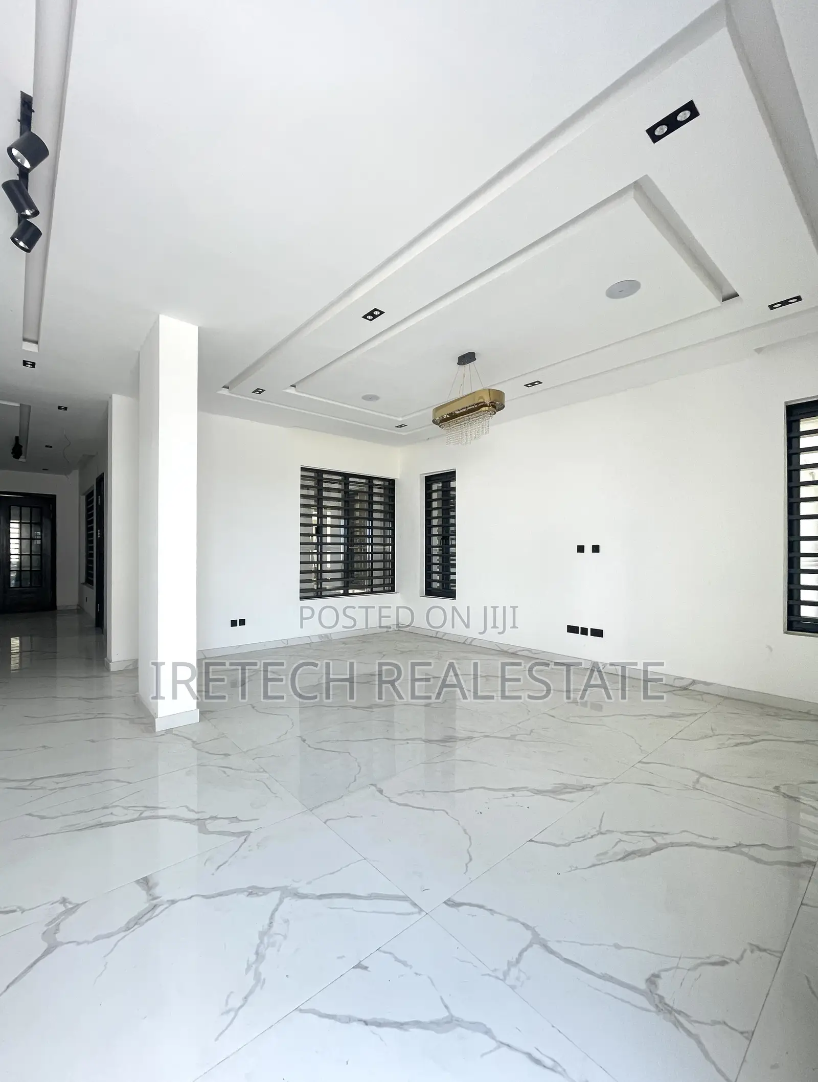 5bdrm Duplex in Megamound Estate, Lekki for sale