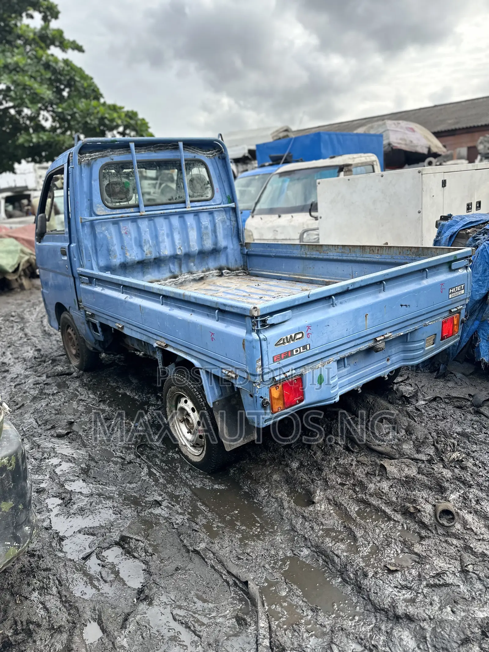 Daihatsu Hijet Truck 2010 Blue