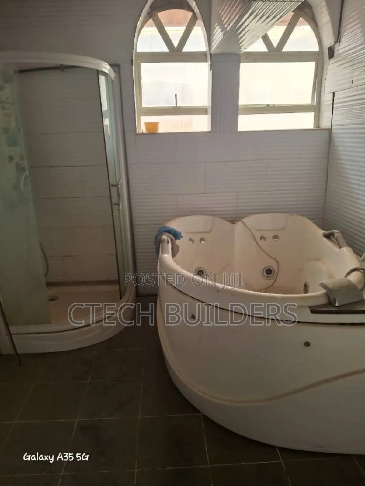 7bdrm Duplex in Benin City for sale