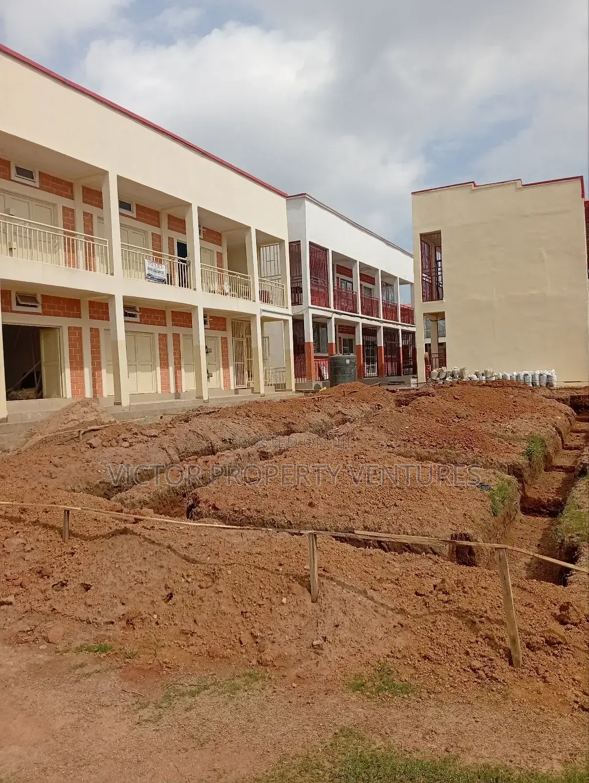 Commercial Land